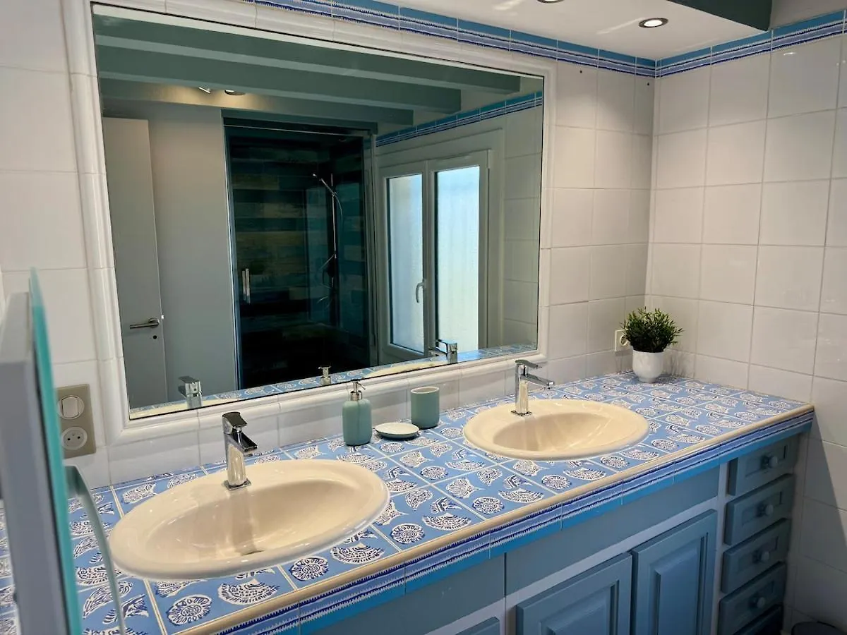 Apartment Vue Mer Climatise - 11 Pers Saintes-Maries-de-la-Mer France