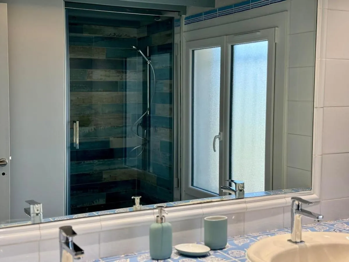 Vue Mer Climatise - 11 Pers Saintes-Maries-de-la-Mer Apartment