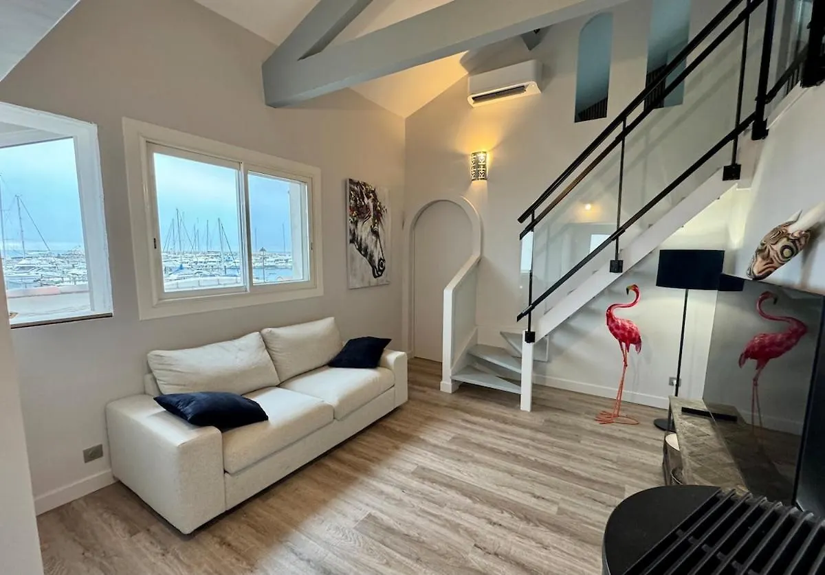 Apartment Vue Mer Climatise - 11 Pers Saintes-Maries-de-la-Mer