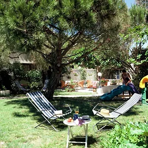 Le Mirage Hotel